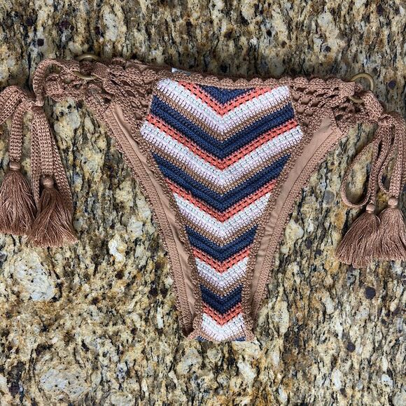 Aerie Crochet Cheekiest Tie Bikini Bottom Size M - Picture 3 of 7